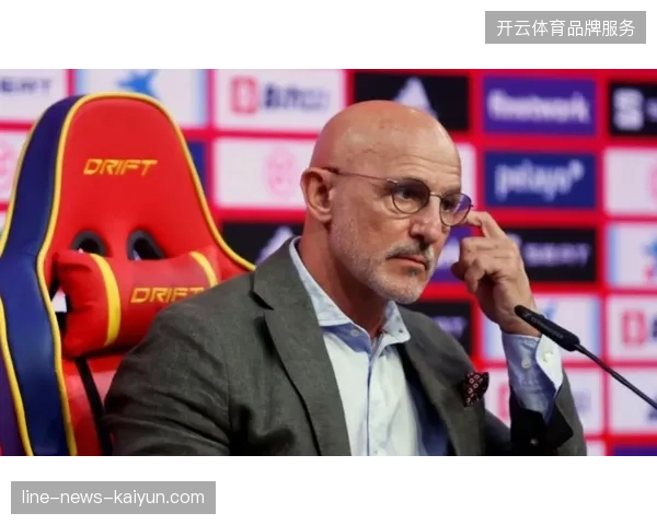 德拉富恩特将利用实战巩固中场铁三角，佩德里的位置前移是激活进攻的关键